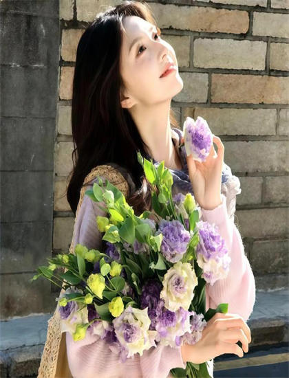 文化研究：《第60届格莱美奖颁奖典礼》如何展现民族特色与普世价值的平衡 了解文化传播的机制与效果