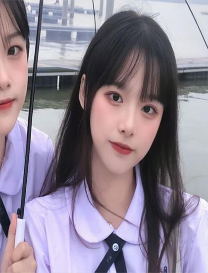 从文化视角看《敬子的手》：编剧的叙事结构与情节设计 探索艺术与文化的互动关系