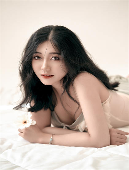 《假球风暴》场景布置分析：环境设计与主题呼应探讨，蓝光原盘